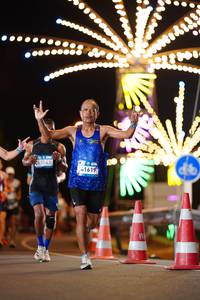 BIB: 41643, 41619
                            <button type="button" onclick="openModal(22843288)" class="btn btn-primary btn-sm float-right btn-popup" data-toggle="modal" data-target=".modal-high-quality">
                        <i class="fas fa-shopping-cart"></i> Add to Cart
                    </button>
                                            <button type="button" onclick="isThisMe(22843288, true)" class="btn btn-success btn-sm float-right btn-popup btn-isme hidden" data-toggle="tooltip" data-placement="bottom" title="นี่คือรูปของคุณใช่ไหม คลิกที่นี่เพื่อเอาเข้าอัลบั้ม">
                        <i class="fas fa-plus"></i> Add to album
                    </button>
                    <button type="button" onclick="isThisMe(22843288, false)" class="btn btn-warning btn-sm float-right btn-popup btn-isnotme hidden">
                        <i class="fas fa-ban"></i> Remove from album
                    </button>